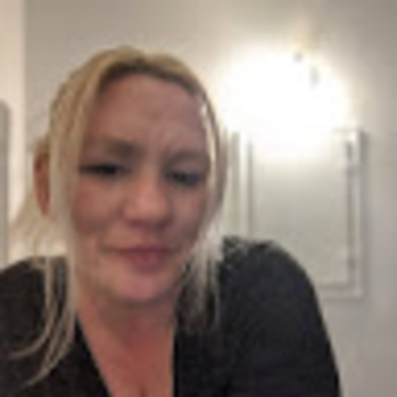 Meet your Posher, Irene - Picture 1 of 1